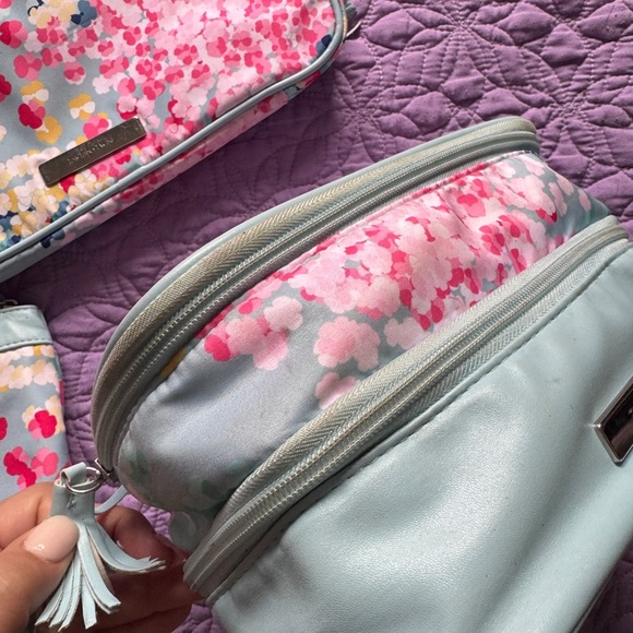 Tartan and Twine travel cosmetics  bags  blurred floral - Picture 6 of 9